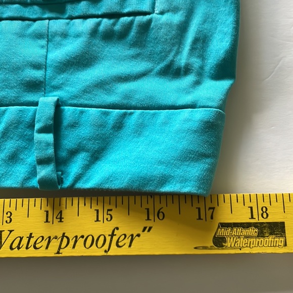 Talbots Mid Rise Signature Turquoise Crops Size 12 - Picture 3 of 8